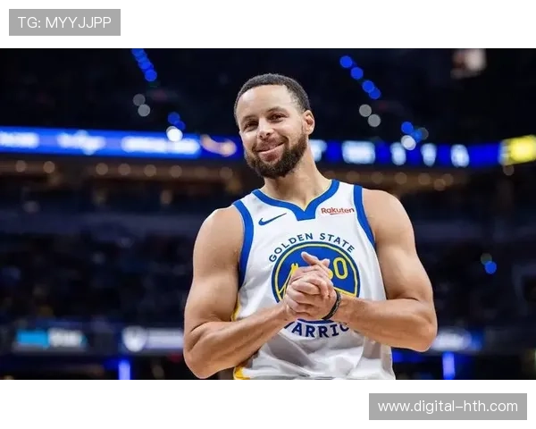 克尼佩尔模板汤普森，持球进攻能力获库里认可